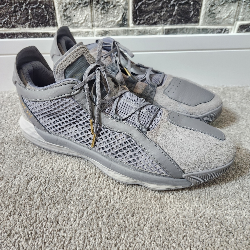 Adidas Dame VI Men's Gray  Basketball Shoes Size 18